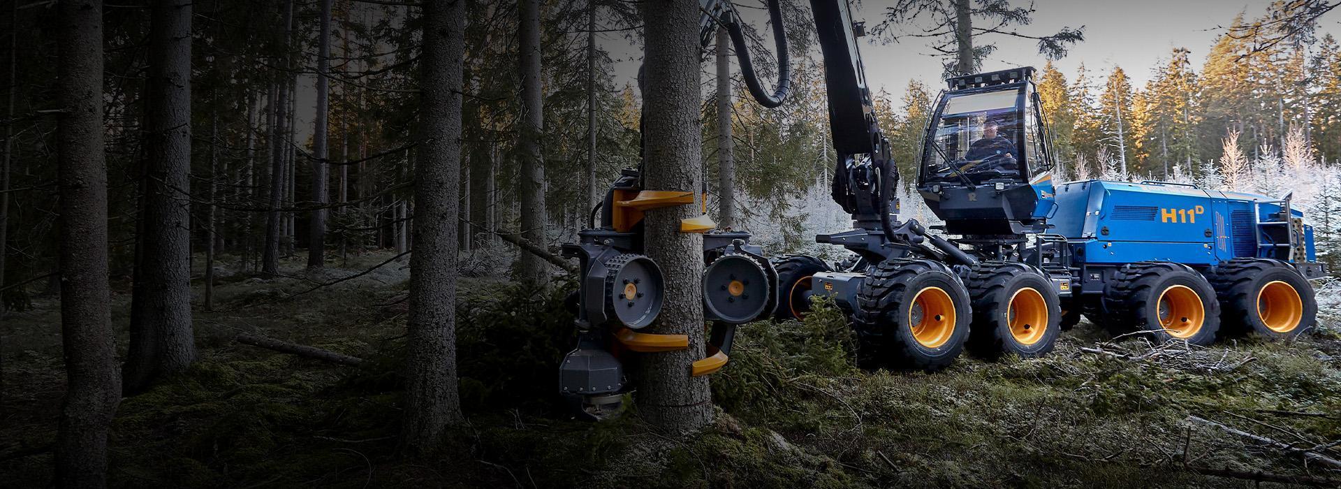 Slajd 1 - maszyna do wycinki drzew